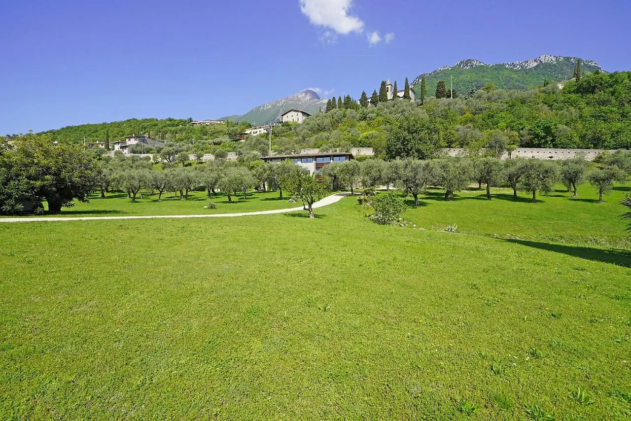 Villa Gran Paradiso Toscolano Maderno 0*,