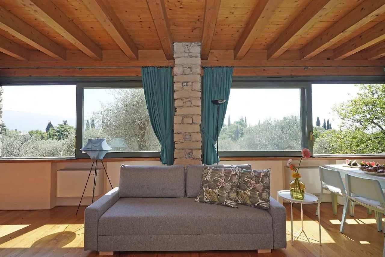 Villa Gran Paradiso Toscolano Maderno 0*,  Itálie
