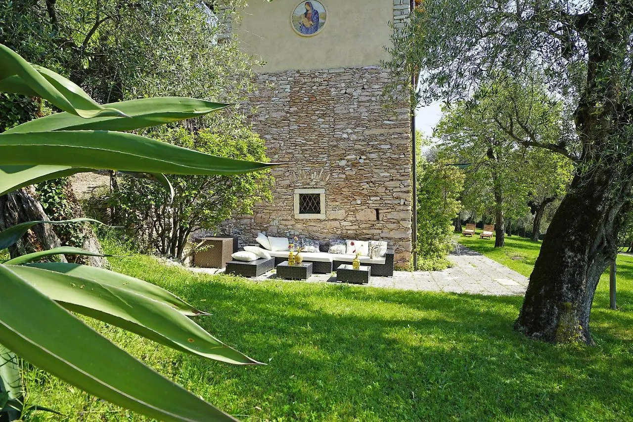 Villa Gran Paradiso Toscolano-Maderno 0*,  Italia